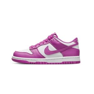 Nike dunk low kids white/fuchsia sz 6w/4.5y new